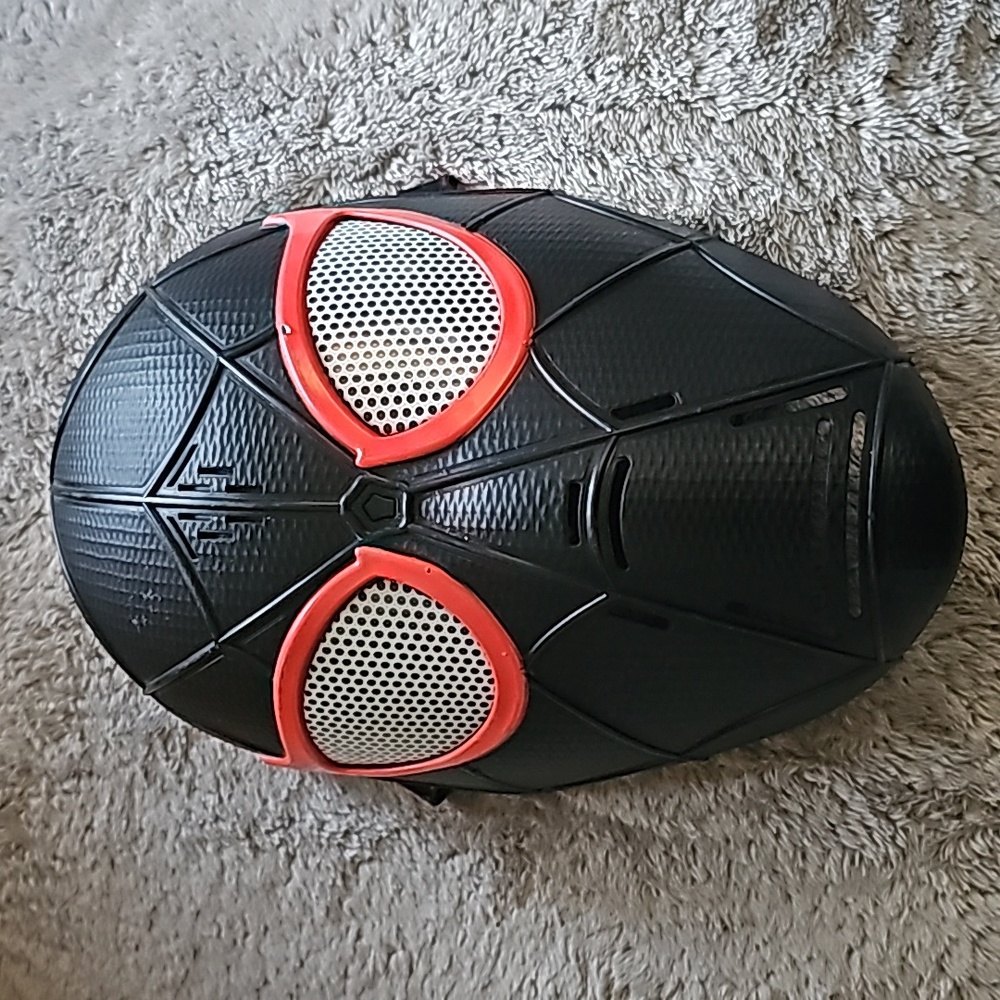 SPIDERMAN INTO THE SPIDER-VERSE MILES MORALES HERO FX MASK TALKING